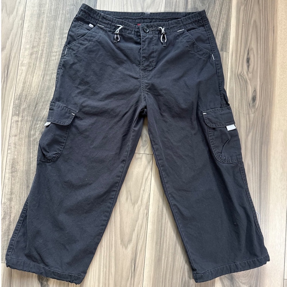 Unionbay Womens Black Cargo Capris Cotton Utility Pants Size 1 Y2K Streetwear